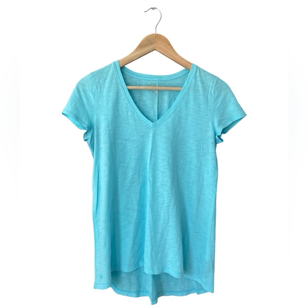 Lilly Pulitzer Light Blue V-neck Tee